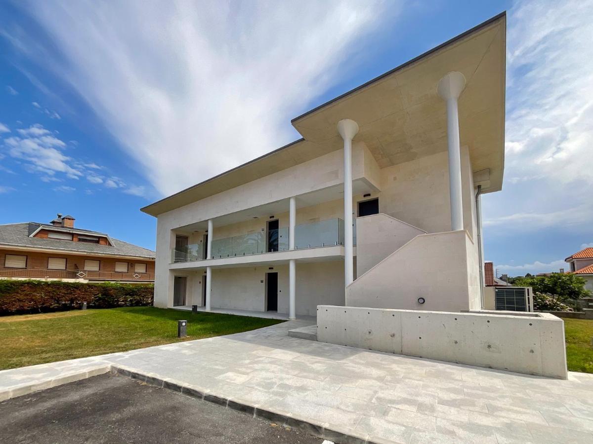 Apartamentos La Canal Сото-де-ла-Марина Экстерьер фото