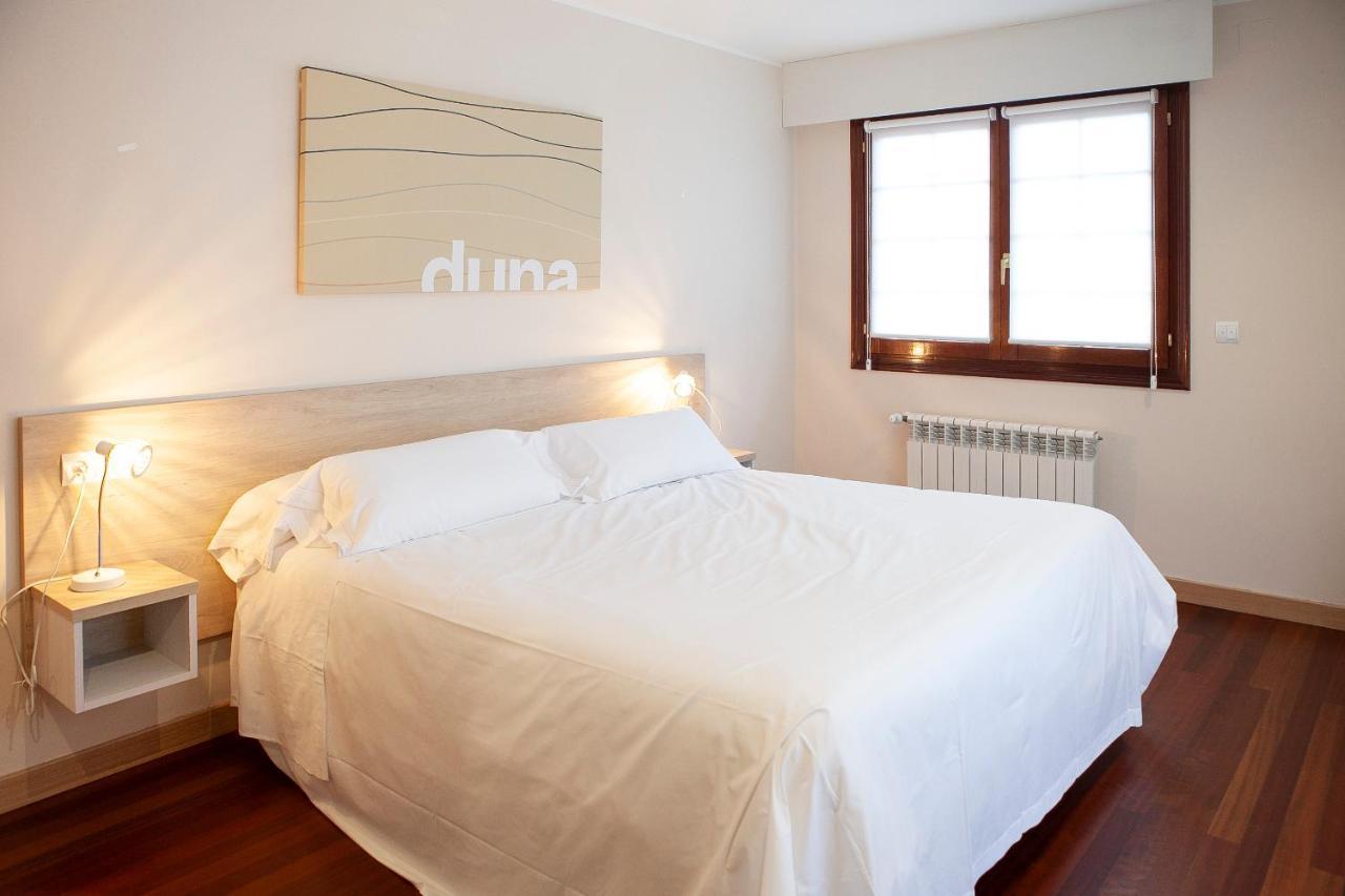 Apartamentos La Canal Сото-де-ла-Марина Экстерьер фото